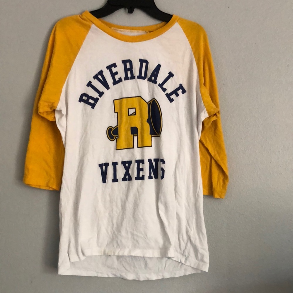 RIVERDALE VIXEN “HBIC” LONG SLEEVE